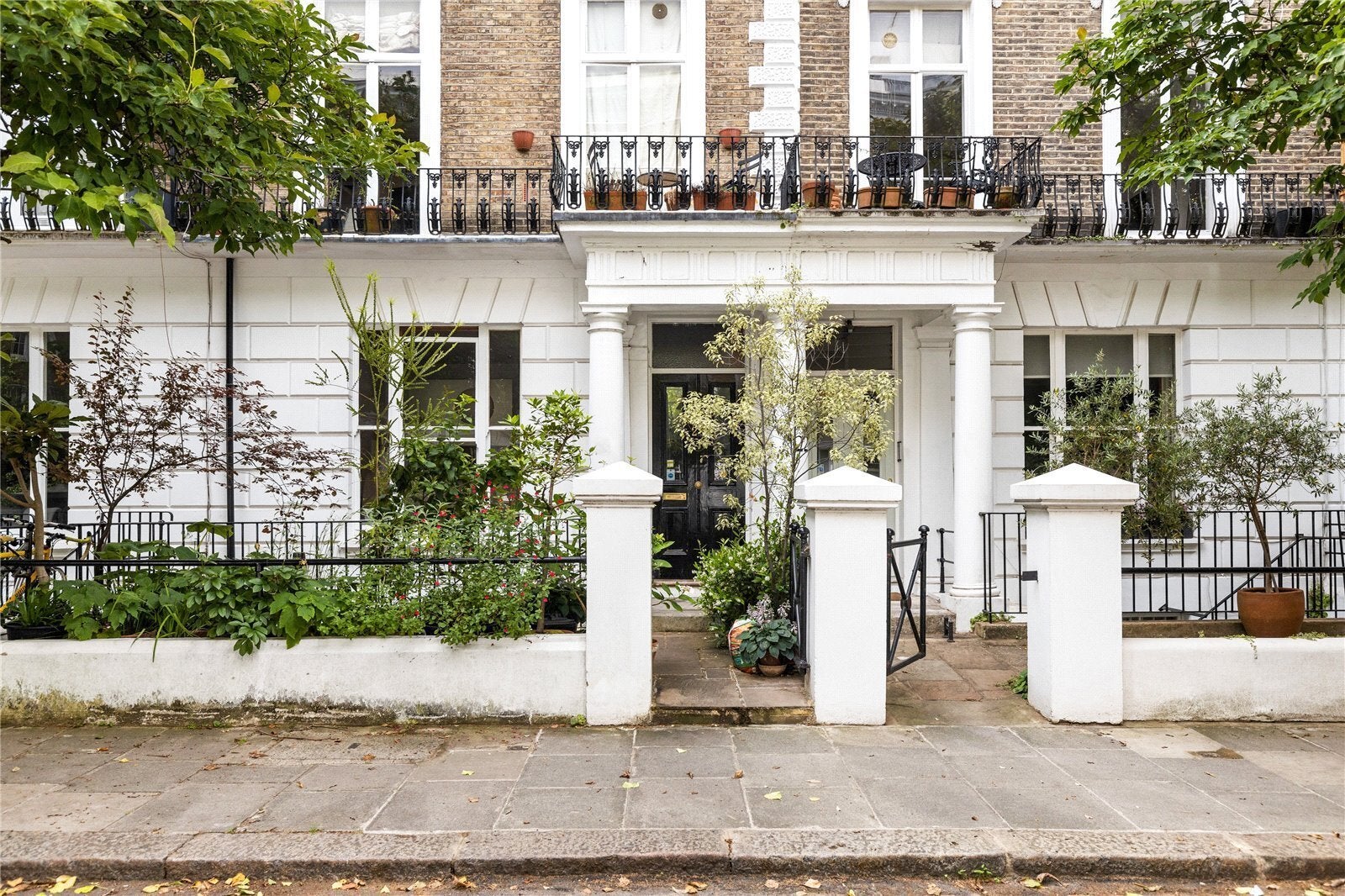 Flat Sunderland Terrace in City of Westminster