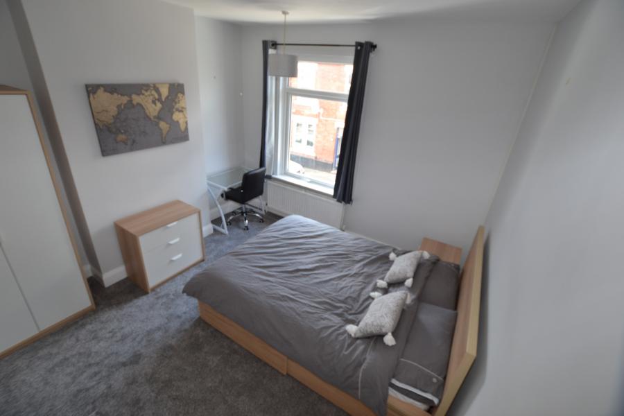 Room Howe Street in Derby