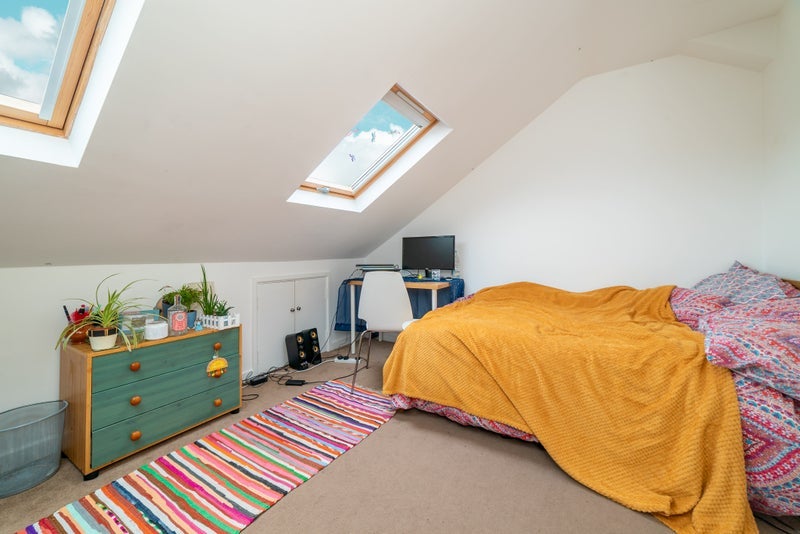 Room Daniel Street in Cardiff