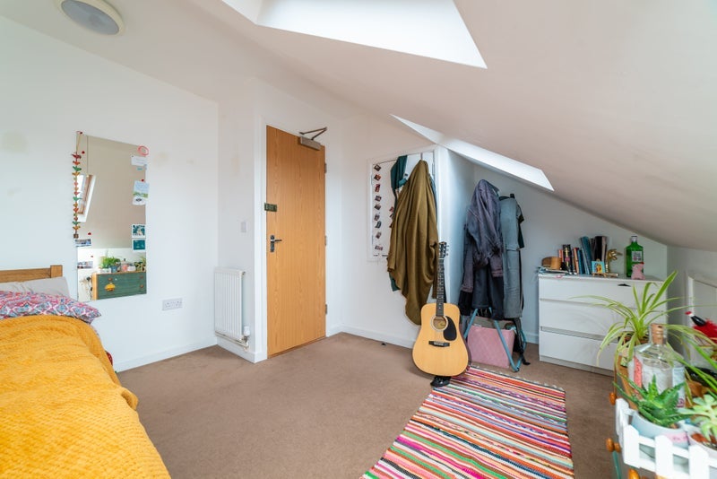 Room Daniel Street in Cardiff