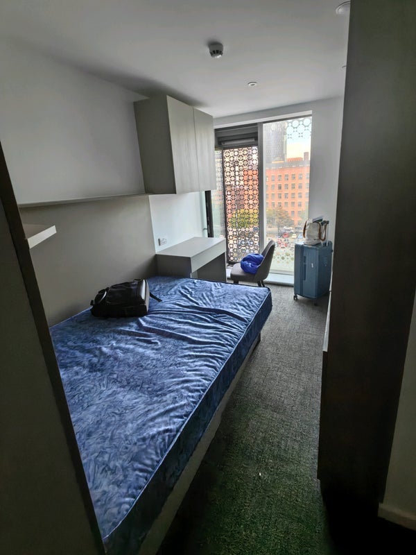 Room Cambridge Street in Manchester