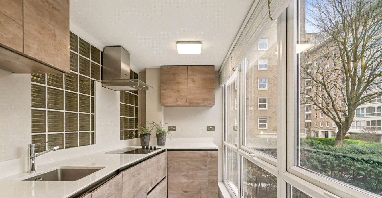 Flat Boydell Court in Greater London