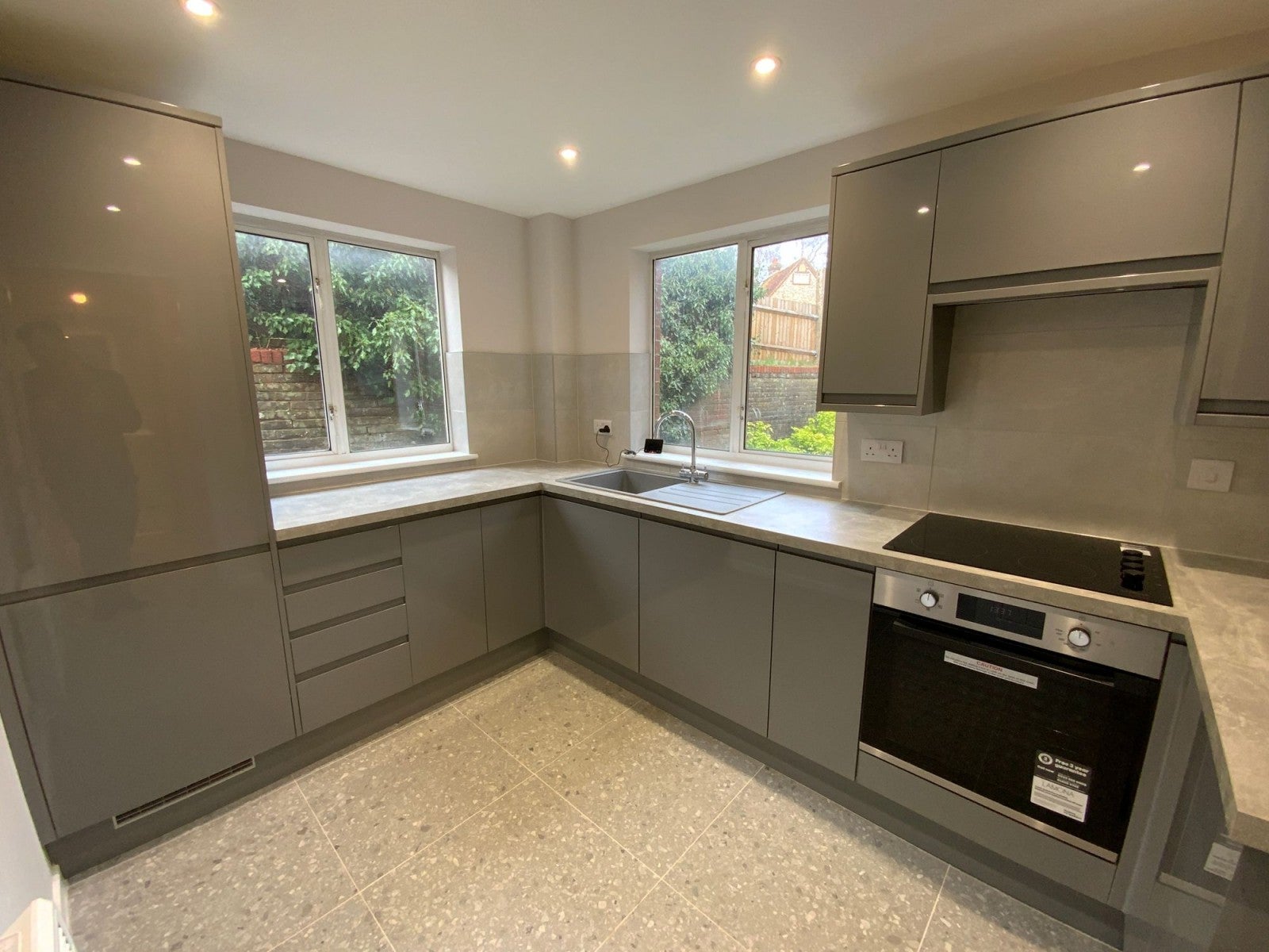 Flat Littleworth Road in High Wycombe