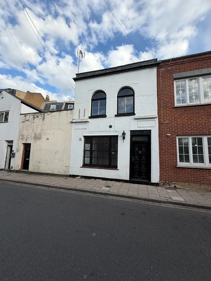 House New Park Road in Greater London