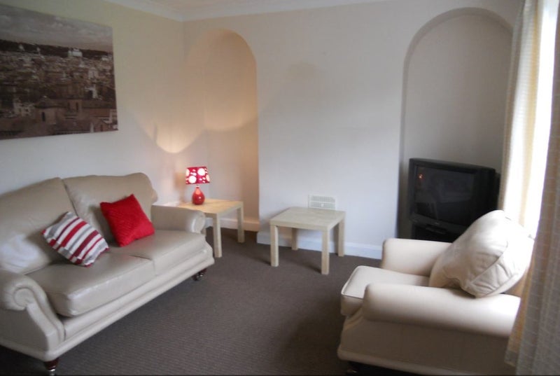 Room Hempstalls Grove in Newcastle-under-Lyme