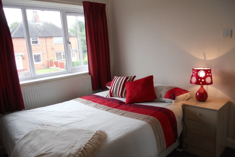 Room Hempstalls Grove in Newcastle-under-Lyme