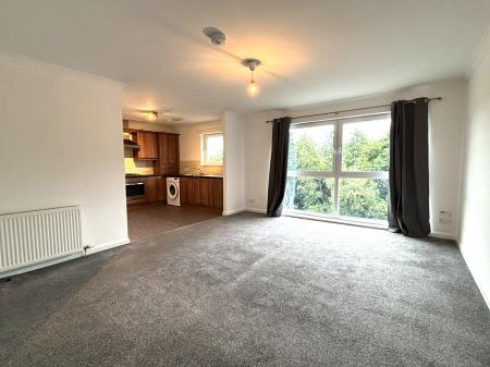 Flat Eaglesham Road in East Kilbride