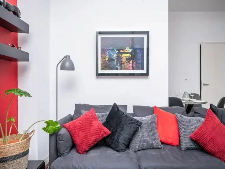 Flat Pentonville Road in Greater London