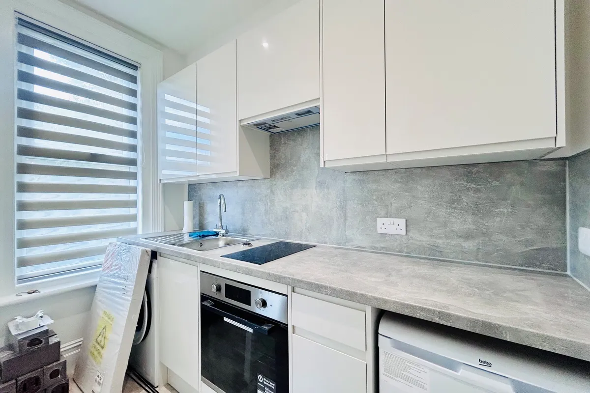 Flat Nursery Lane in Worthing
