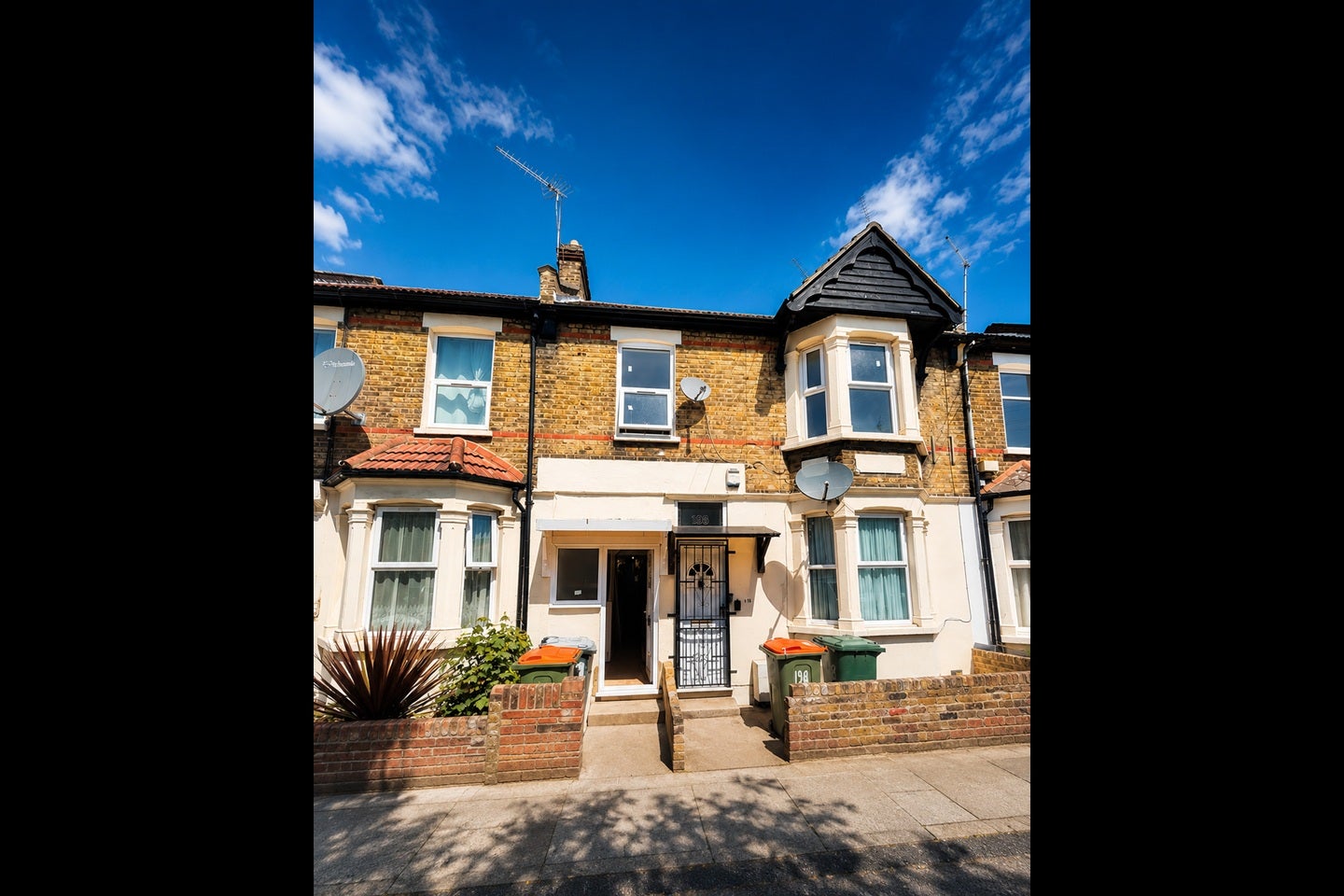 House Wakefield Street in Greater London