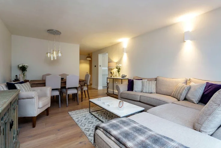 Flat Lancaster Grove in Greater London