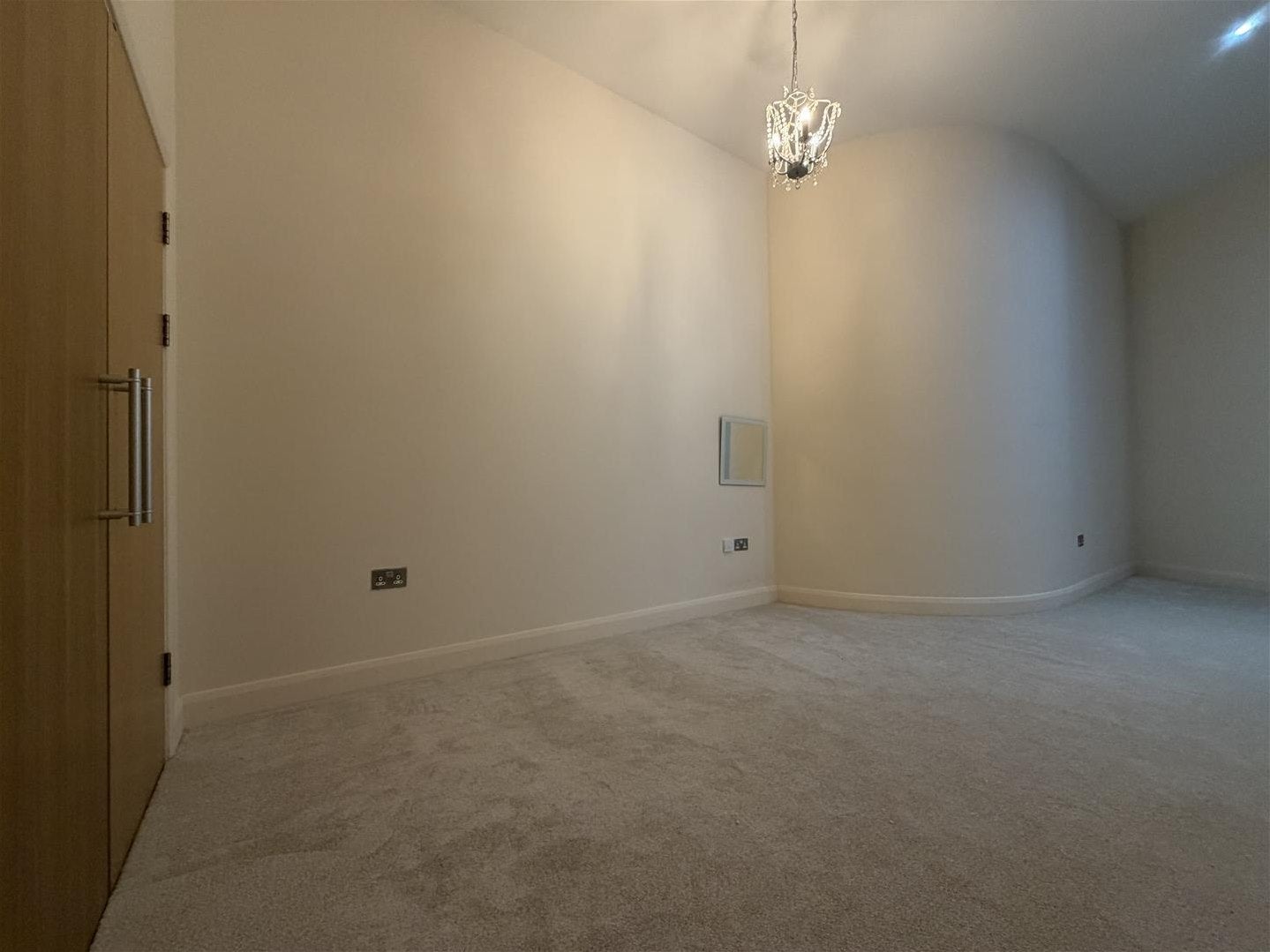Flat Mount Stuart Square in Cardiff
