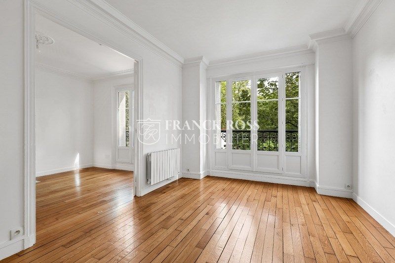 House Rue Sorbier in Paris