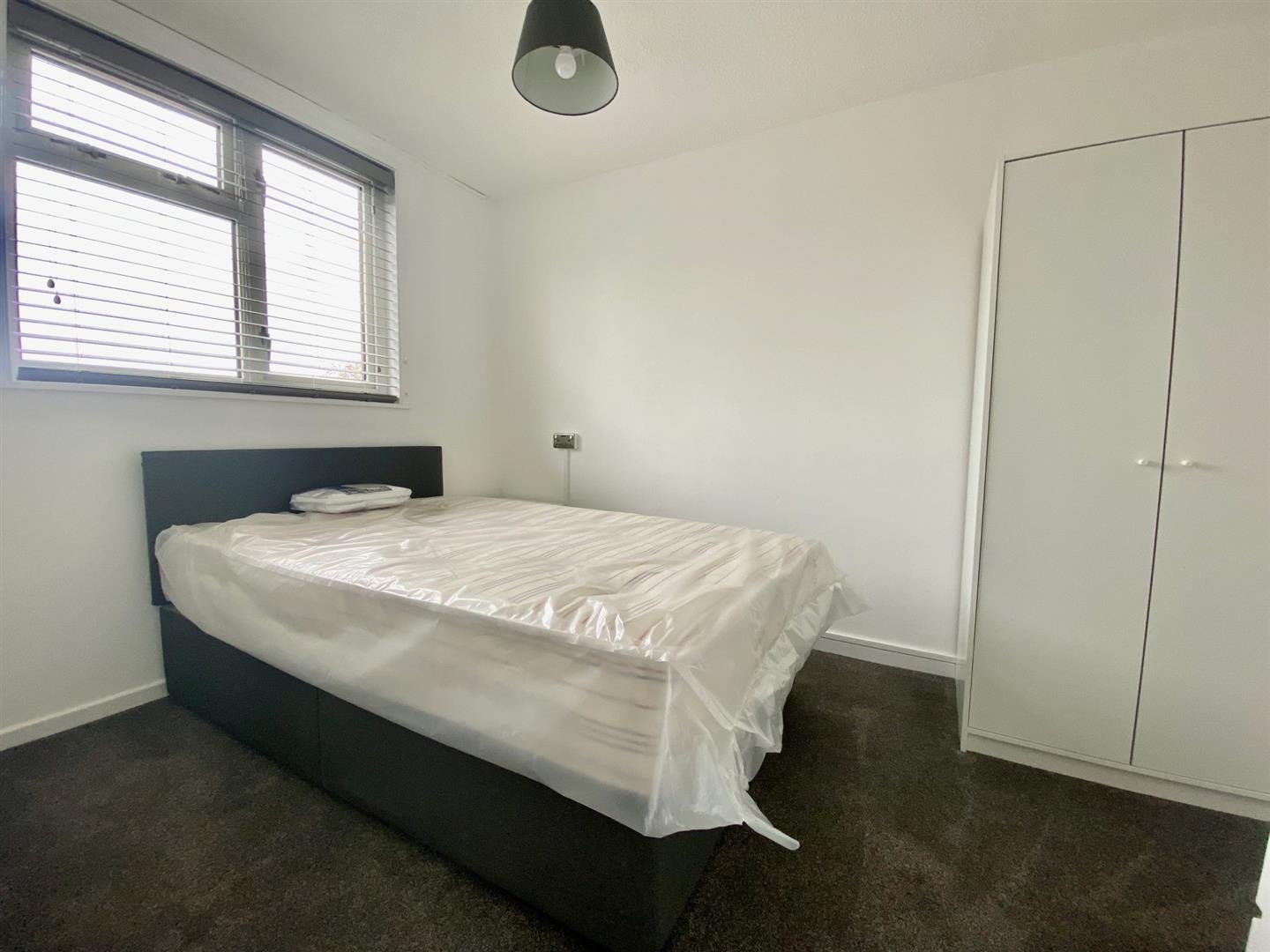 Flat Kilner Close in Stevenage