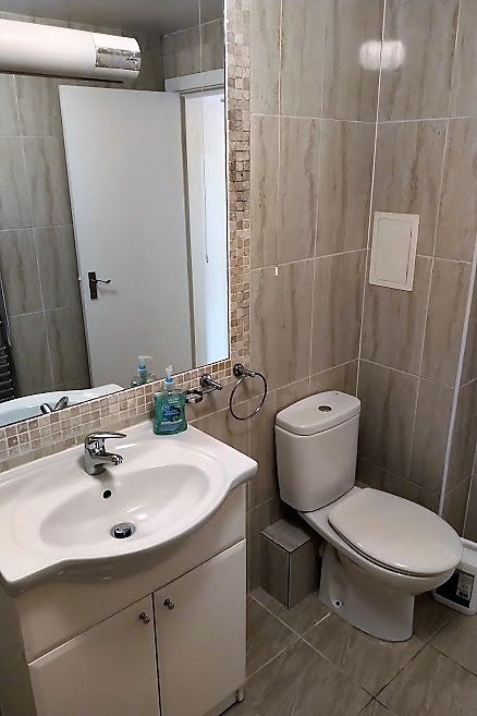 Flat West Hendon Broadway in Greater London