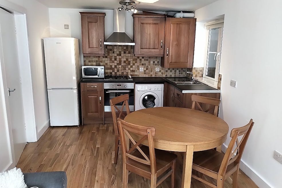Flat West Hendon Broadway in Greater London