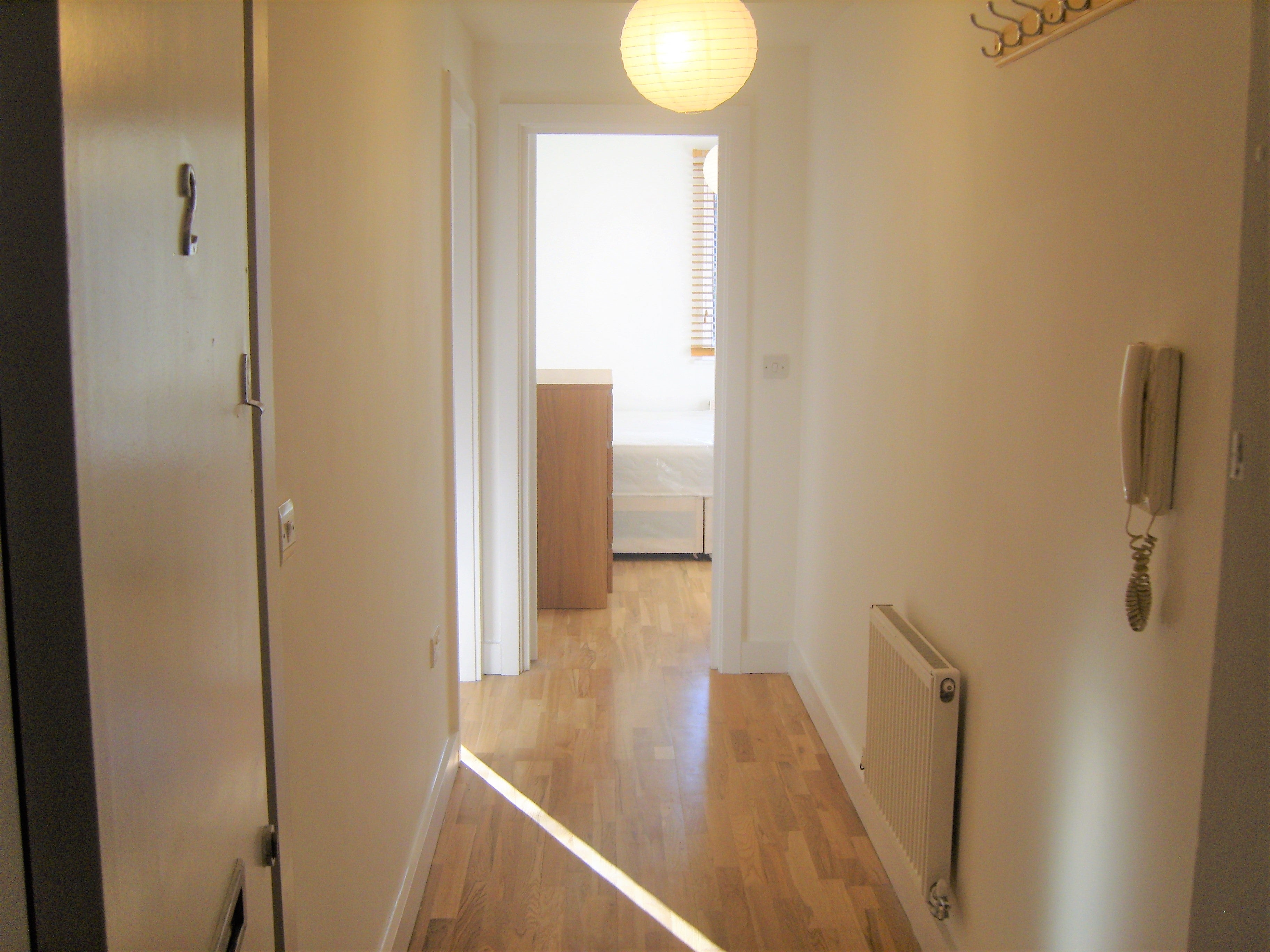 Flat West Hendon Broadway in Greater London