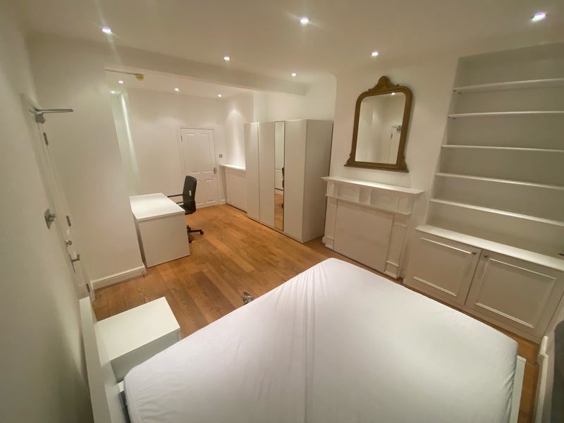 Room Nasmyth Street in Greater London