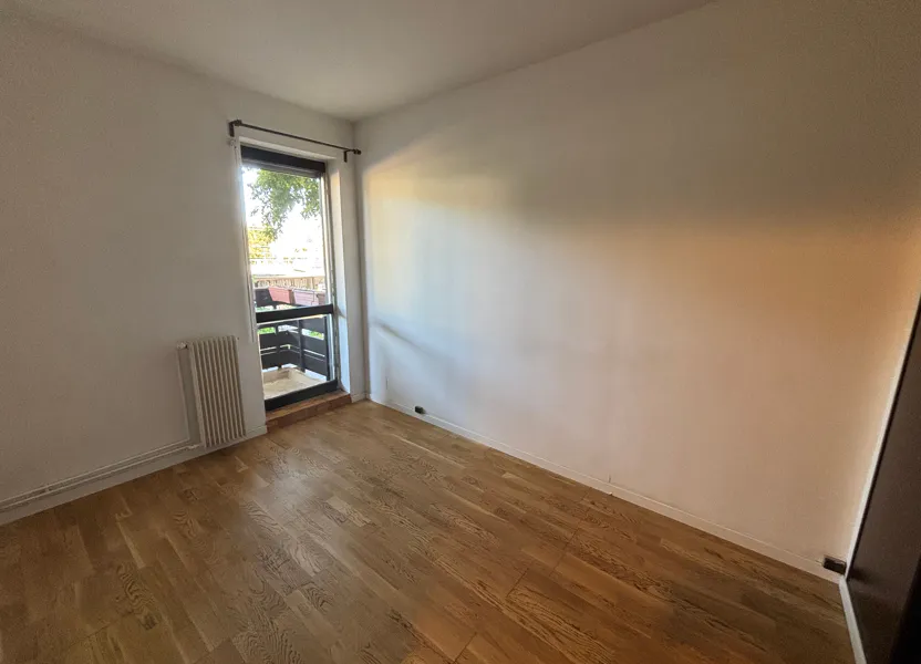 Appartement Rue André Theuriet à Bourg-la-Reine