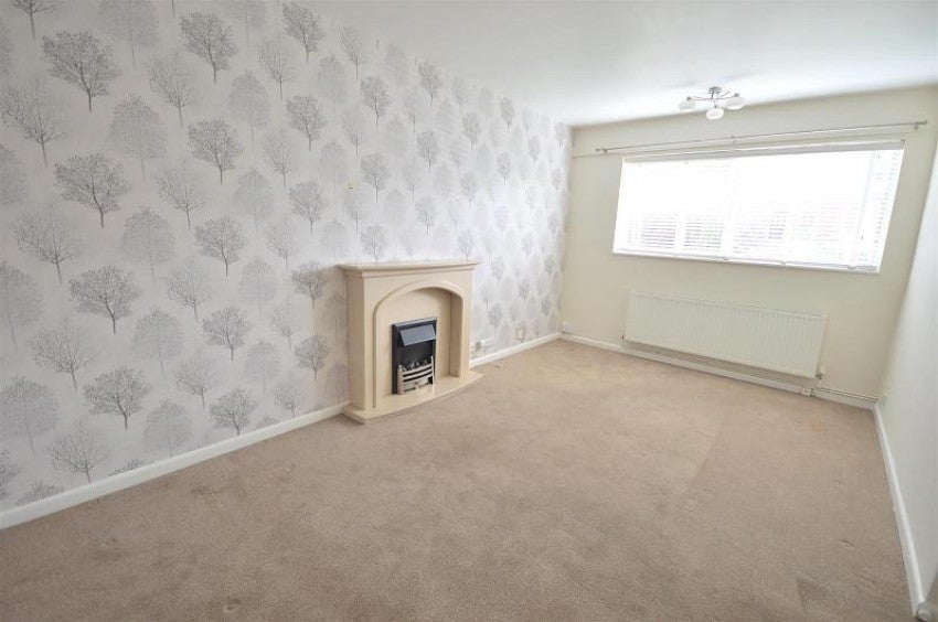 Flat Warwick House in Trafford