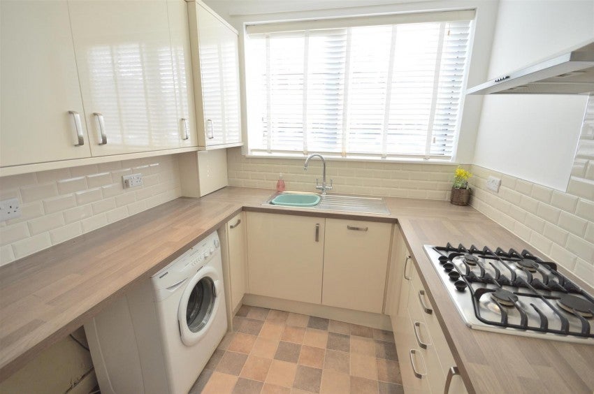 Flat Warwick House in Trafford