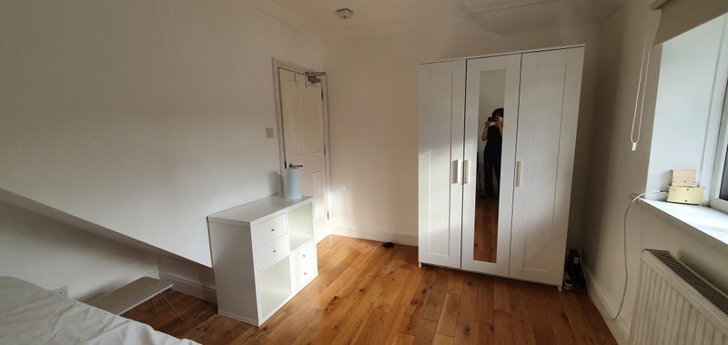 Room Daffodil Street in Greater London