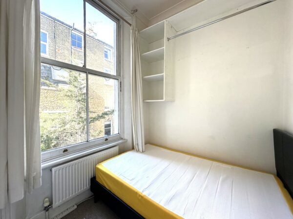 Flat Fairholme Road in Greater London