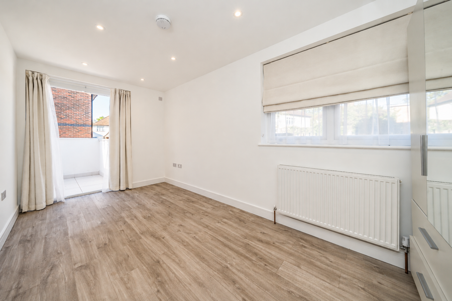 Flat Leeway Close in Greater London