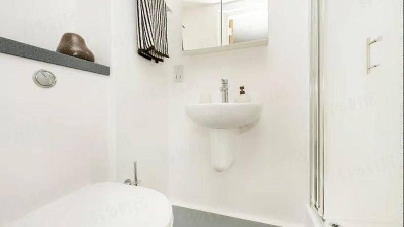 Flat Haymarket Terrace in City of Edinburgh