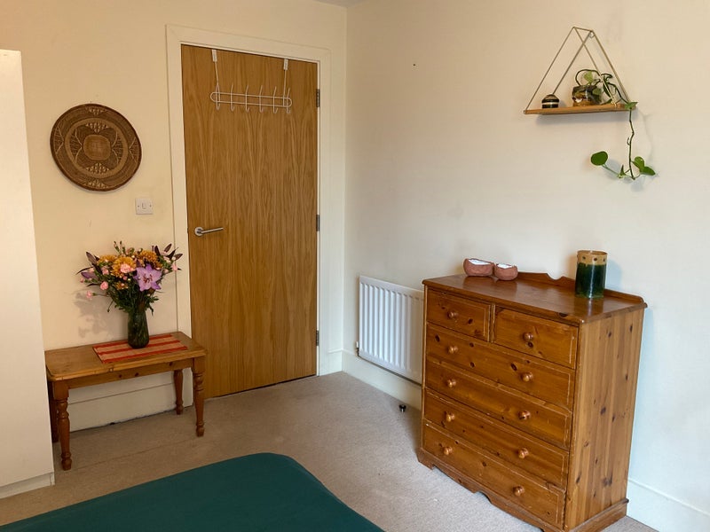 Room Berger Road in Greater London