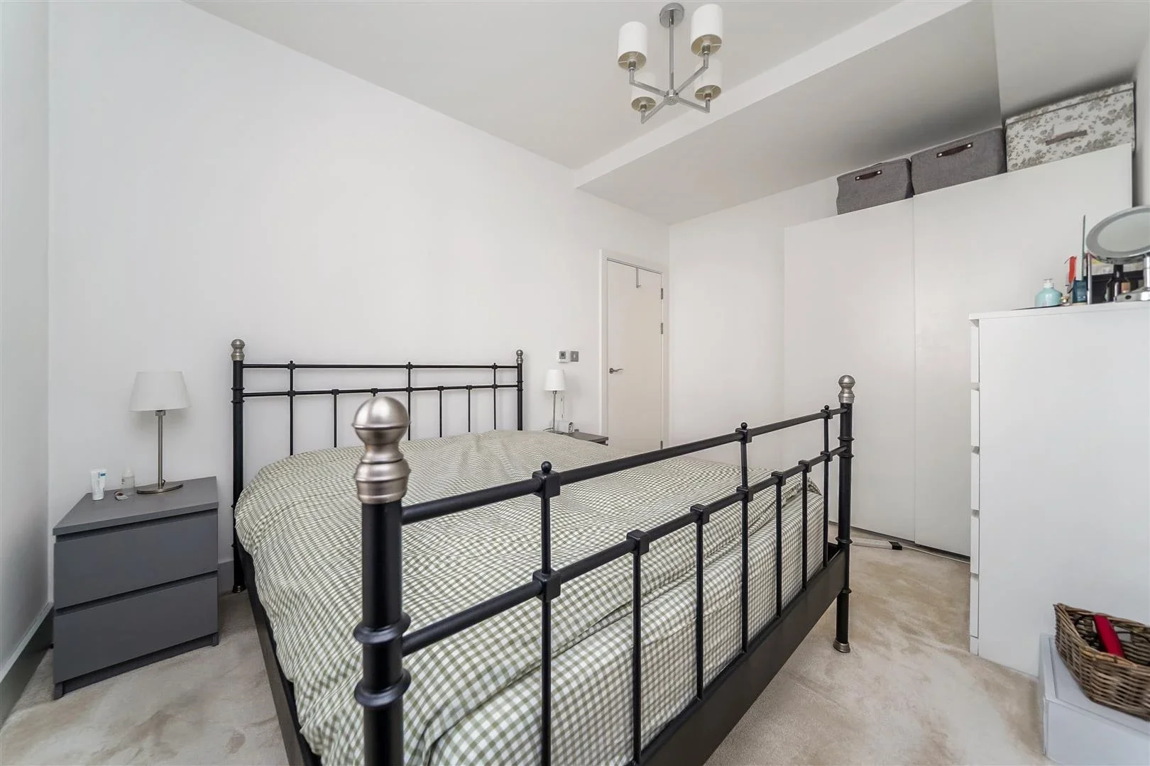 Flat Mornington Road in Greater London