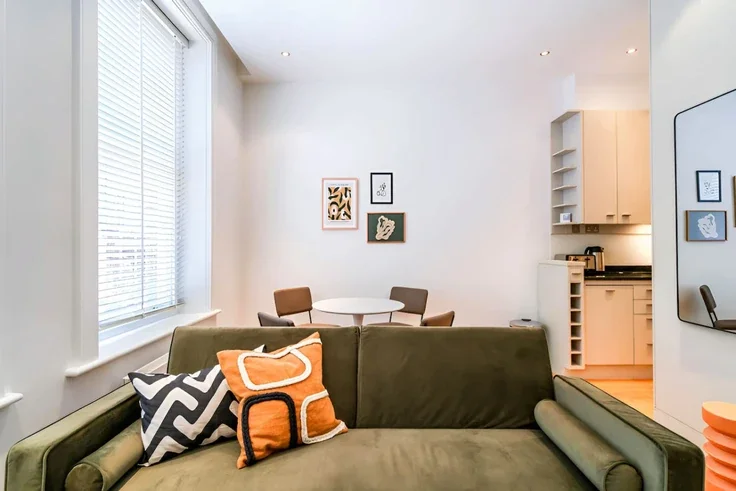 Flat Covent Garden in City of Westminster