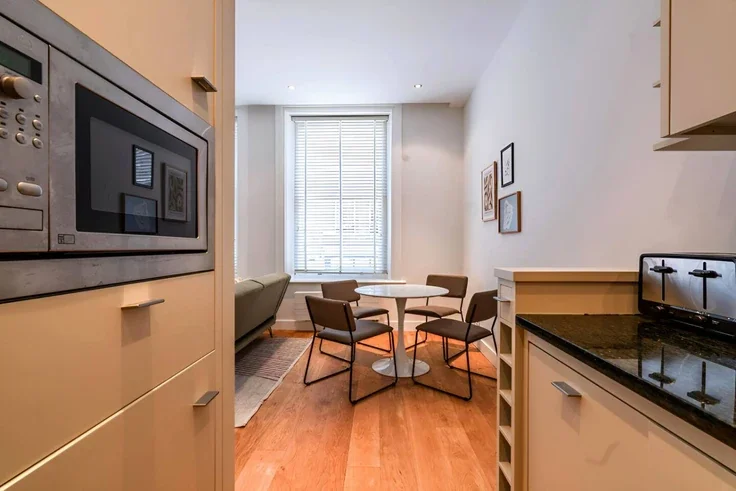 Flat Covent Garden in City of Westminster