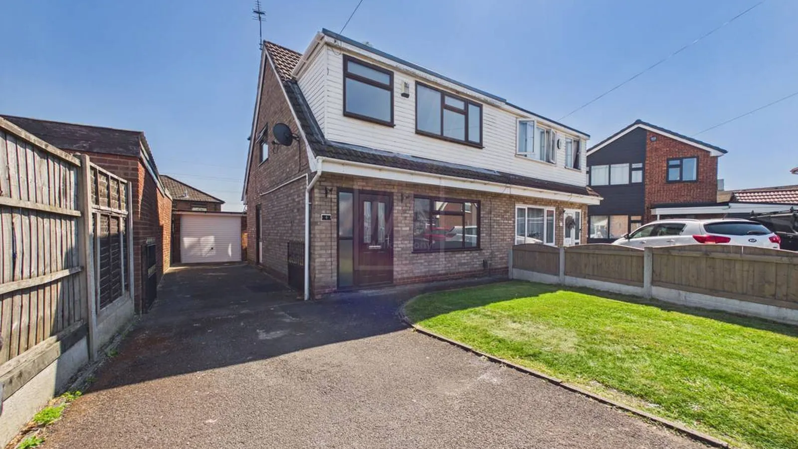 House Acacia Avenue in Woolston