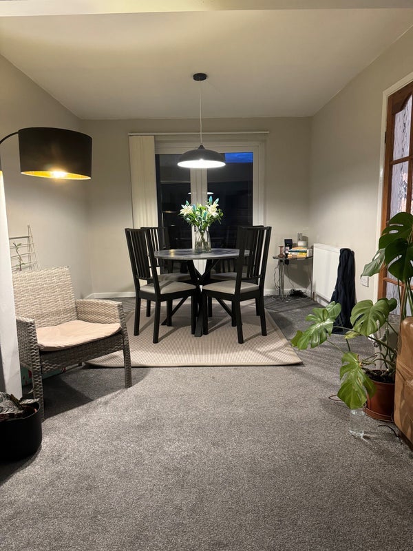 Room Denham Avenue in Coventry