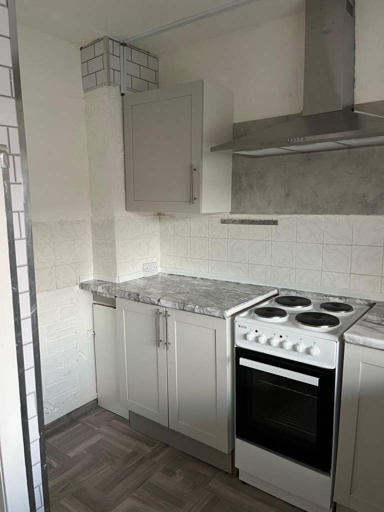 Flat Wardrop Street in Paisley