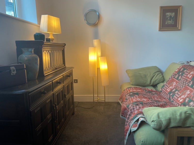 Room Bermondsey Street in Greater London