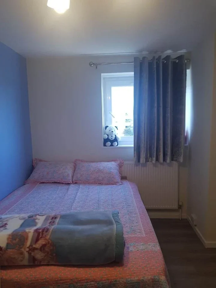 Room Simpson Road in Greater London