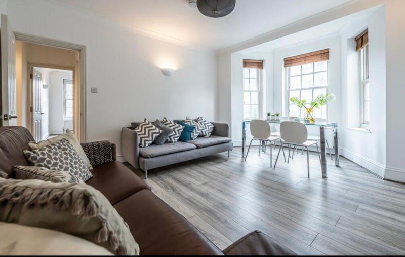 Room Kennington Park Road in Greater London