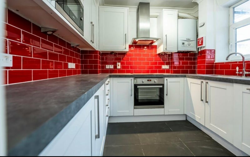 Room Kennington Park Road in Greater London