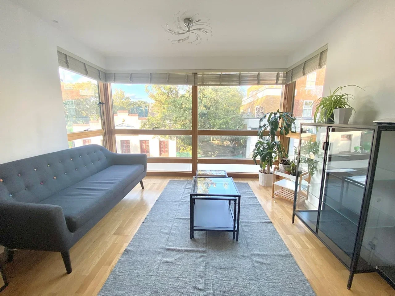 Flat Southern Row in Greater London