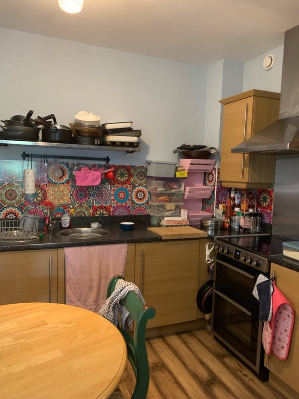 Room Dean Road in Salford
