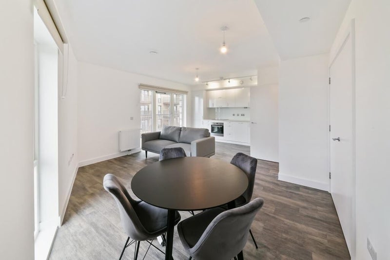 Room North Periphery in Greater London