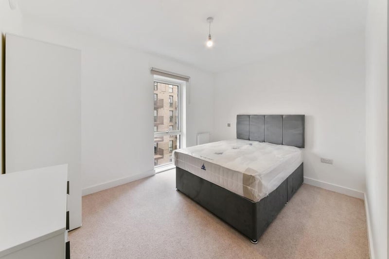 Room North Periphery in Greater London