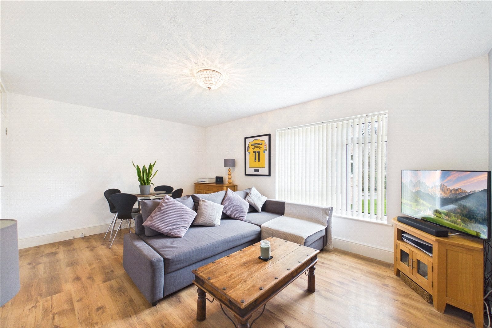 Flat Tunworth Mews in Basingstoke and Deane