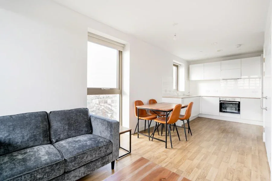 Flat Seven Sisters Road in Greater London