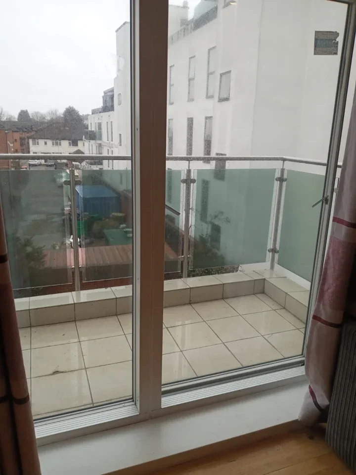 Flat Windsor Close in Greater London