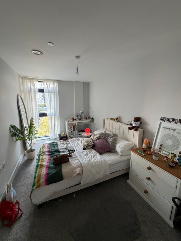 Room Furness Quay in Salford