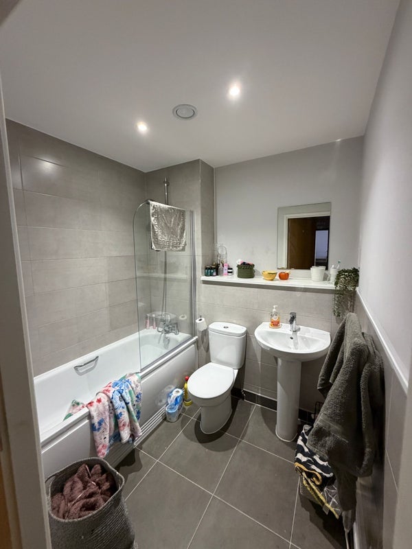 Room Furness Quay in Salford