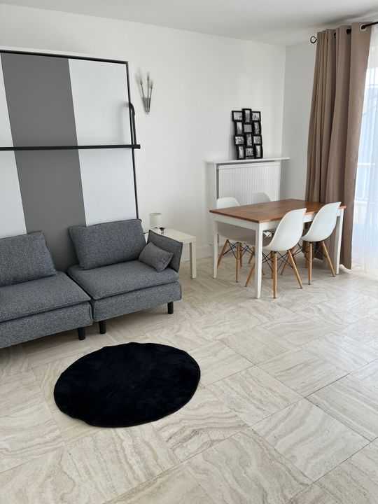 Flat Pont de Neuilly-sur-Marne in Noisy-le-Grand